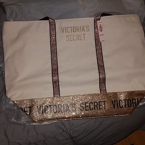 Nwt Victoria's secret tote bag